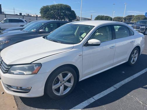 2015 Volkswagen Passat 1.8T Limited Edition
