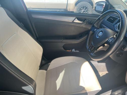 2016 Volkswagen Jetta 1.8T Sport