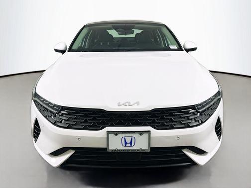 2022 Kia K5 EX