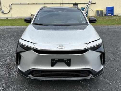 2024 Toyota bZ4X XLE
