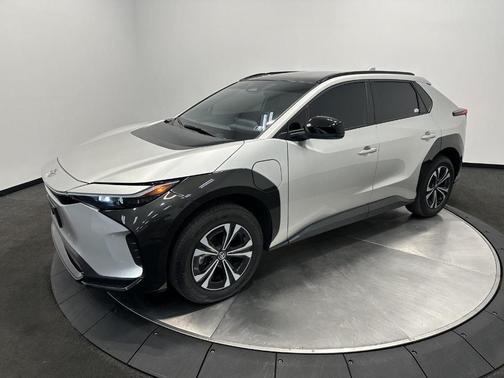 2024 Toyota bZ4X XLE