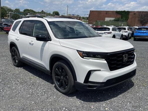 2025 Honda Pilot Black Edition