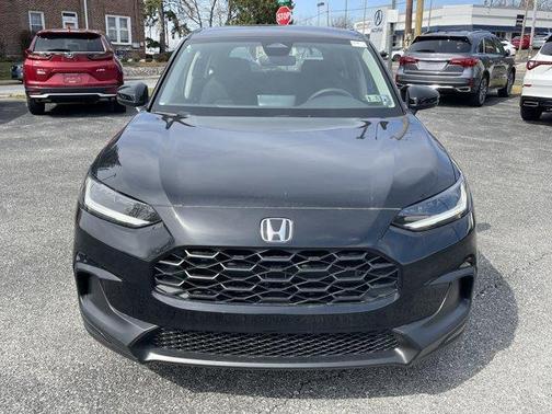2025 Honda HR-V LX