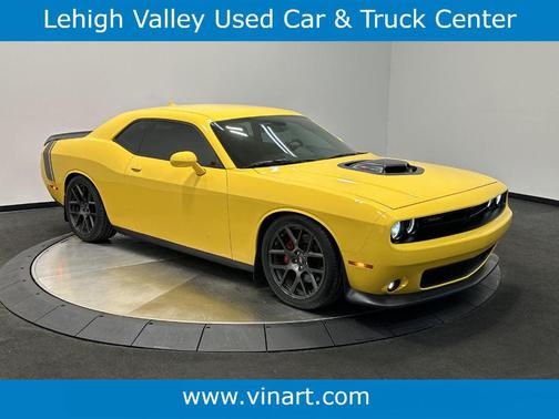 2018 Dodge Challenger 392 Hemi Scat Pack Shaker
