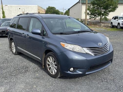 2017 Toyota Sienna Limited