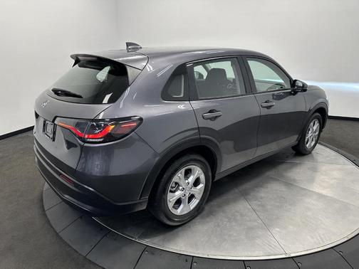 Modern Steel Metallic 2025 Honda HR-V LX