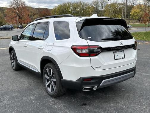 2025 Honda Pilot Elite
