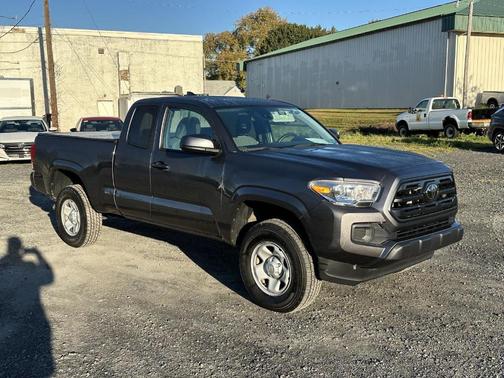2019 Toyota Tacoma SR