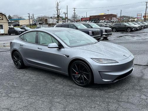 2025 Tesla Model 3 Long Range