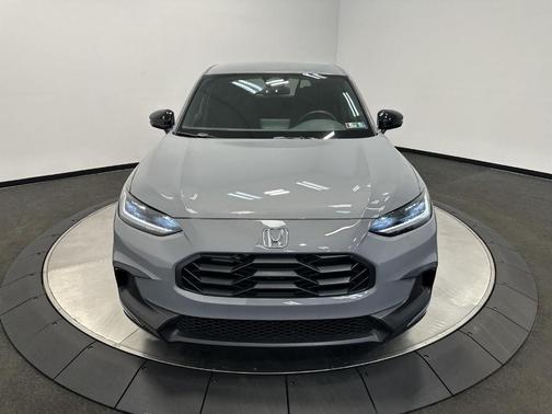 Urban Gray Pearl 2026 Honda HR-V Sport