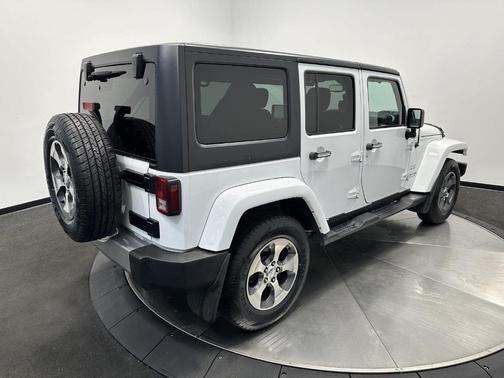 2018 Jeep Wrangler JK Unlimited Sahara
