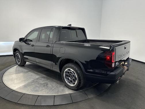 Crystal Black Pearl 2024 Honda Ridgeline Black Edition