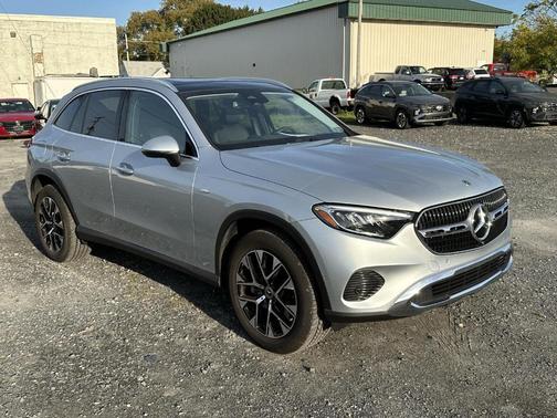 2025 Mercedes-Benz GLC 350e Base 4MATIC