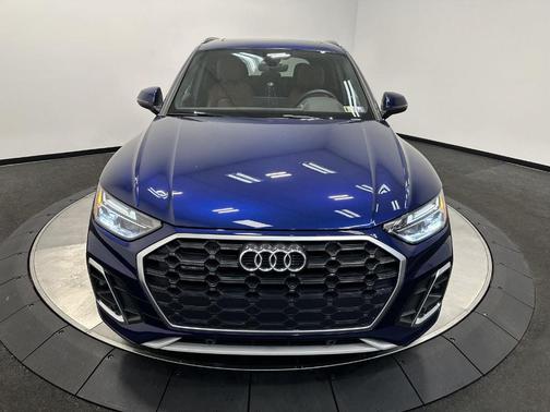 2022 Audi Q5 45 S line quattro Premium