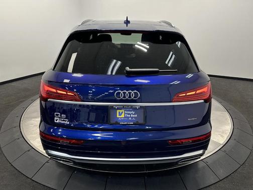 2022 Audi Q5 45 S line quattro Premium
