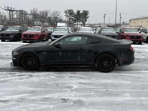 2019 Ford Mustang EcoBoost Premium