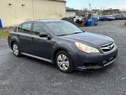 2010 Subaru Legacy 2.5i