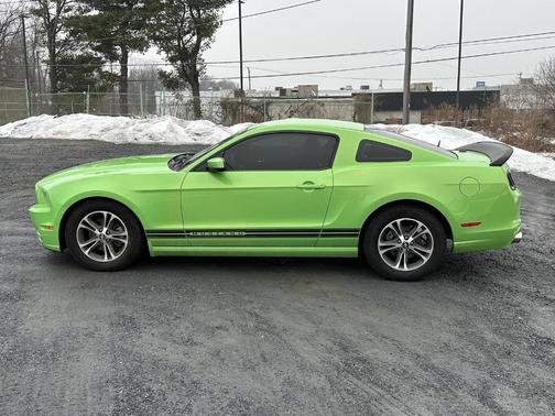 2013 Ford Mustang V6 Premium