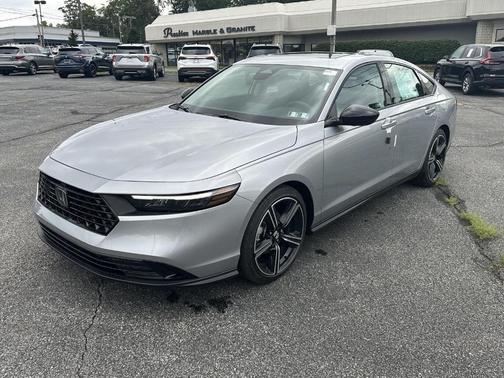 Solar Silver Metallic 2026 Honda Accord SE