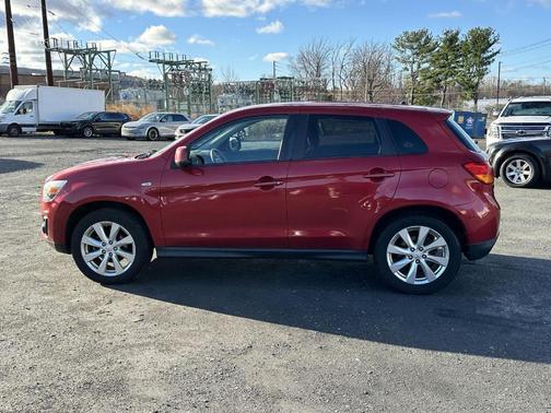 2014 Mitsubishi Outlander Sport ES