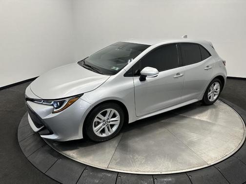 2022 Toyota Corolla Hatchback SE
