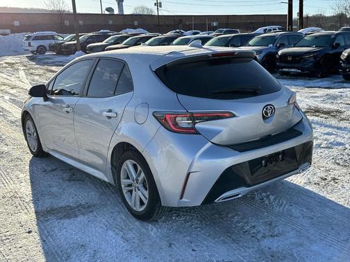 2022 Toyota Corolla Hatchback SE