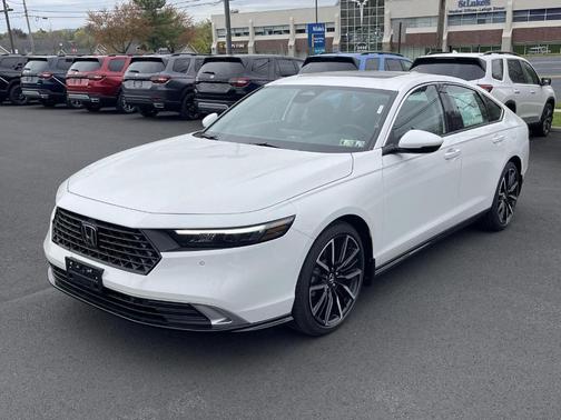 2025 Honda Accord Hybrid Touring