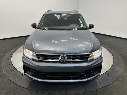2021 Volkswagen Tiguan 2.0T SE R-Line Black