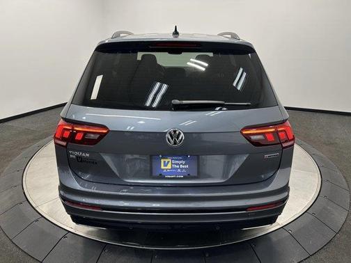 2021 Volkswagen Tiguan 2.0T SE R-Line Black