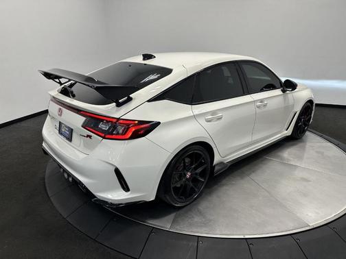 2023 Honda Civic Type R Base