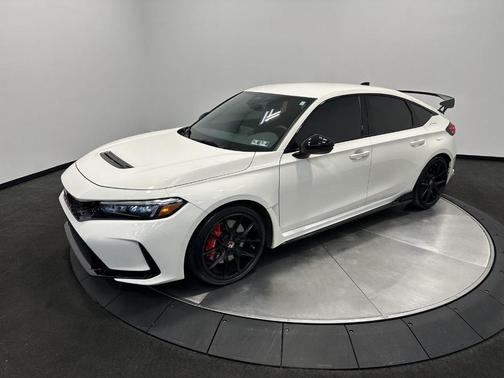 2023 Honda Civic Type R Base