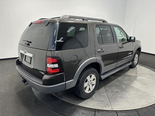 2006 Ford Explorer XLT