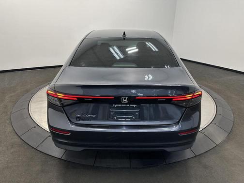 Meteorite Gray Metallic 2025 Honda Accord LX