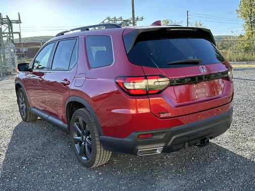 2023 Honda Pilot Sport