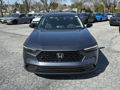 Meteorite Gray Metallic 2026 Honda Accord SE