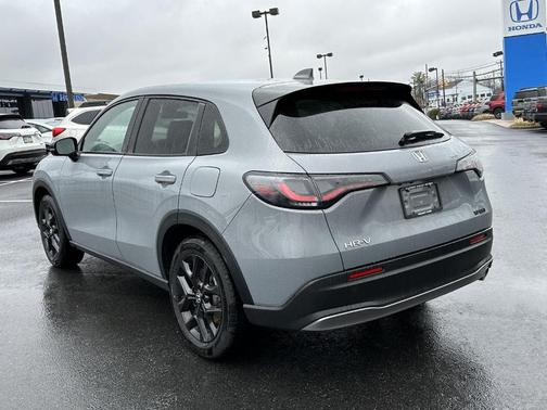 Urban Gray Pearl 2025 Honda HR-V Sport
