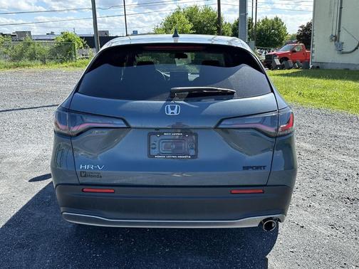 Pearl 2025 Honda HR-V Sport