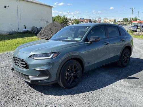 Pearl 2025 Honda HR-V Sport