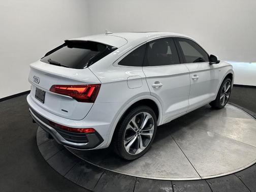 2021 Audi Q5 40 Premium Plus