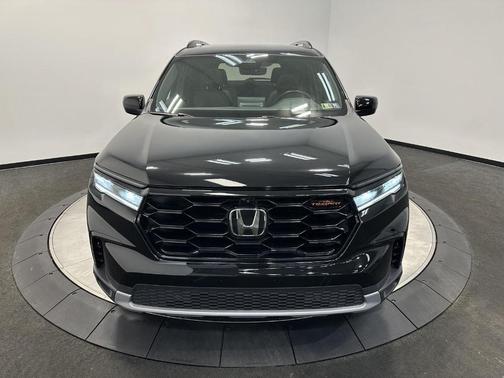 2023 Honda Pilot TrailSport