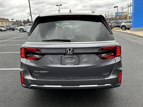 Modern Steel Metallic 2026 Honda Odyssey EX-L