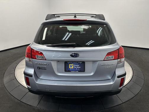 2012 Subaru Outback 2.5i Limited