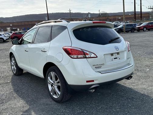 2011 Nissan Murano LE