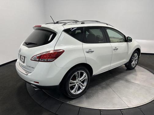 2011 Nissan Murano LE