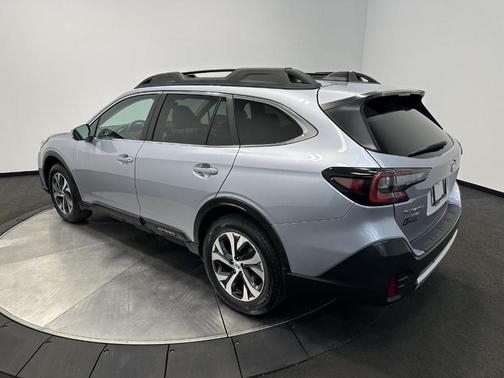 Ice Silver Metallic 2020 Subaru Outback Limited