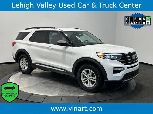 Star White 2021 Ford Explorer XLT