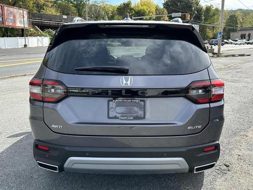 2025 Honda Pilot Elite