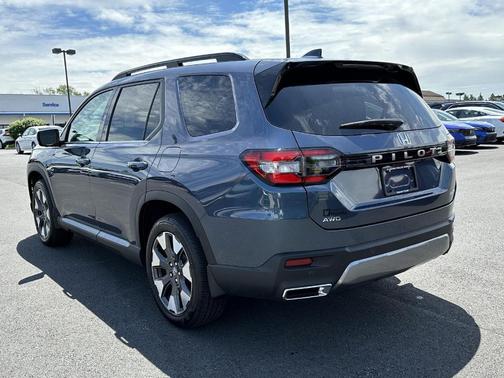 Smoke Blue 2026 Honda Pilot Elite