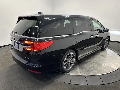 2022 Honda Odyssey Elite