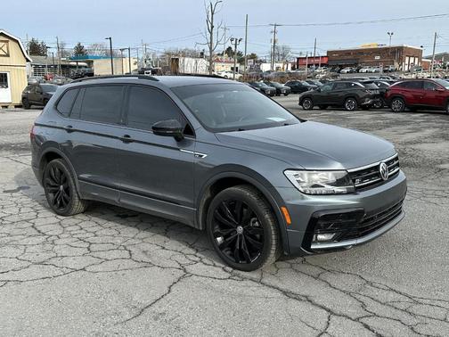 2021 Volkswagen Tiguan 2.0T SE R-Line Black
